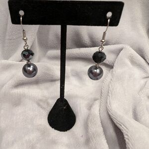 ❄️❄️ 5/$20❄️❄️ Fashion Jewelry Pierced Dangle Beaded Earrings